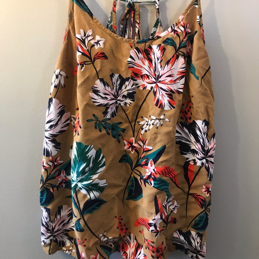 Tan/mocha floral tank top